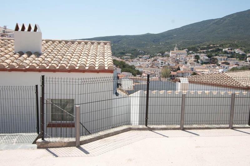 Aparthotel L'Heretat Cadaqués Exterior foto